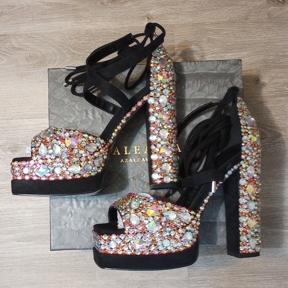 NIB Azalea Wang Brit Square Toe Strappy Platform Heel - Picture 11 of 16